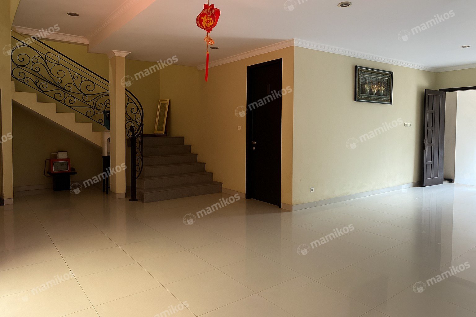 Rumah Sertifikat SHM 4 Kamar Tidur 5 Kamar Mandi Taman Palem Jakarta Barat - Photo 2