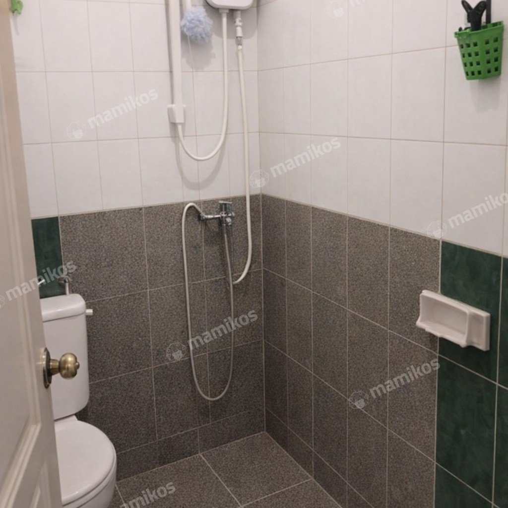 Rumah Sertifikat SHM 3 Kamar Tidur 2 Kamar Mandi Kota Wisata Jakarta Timur - Photo 2