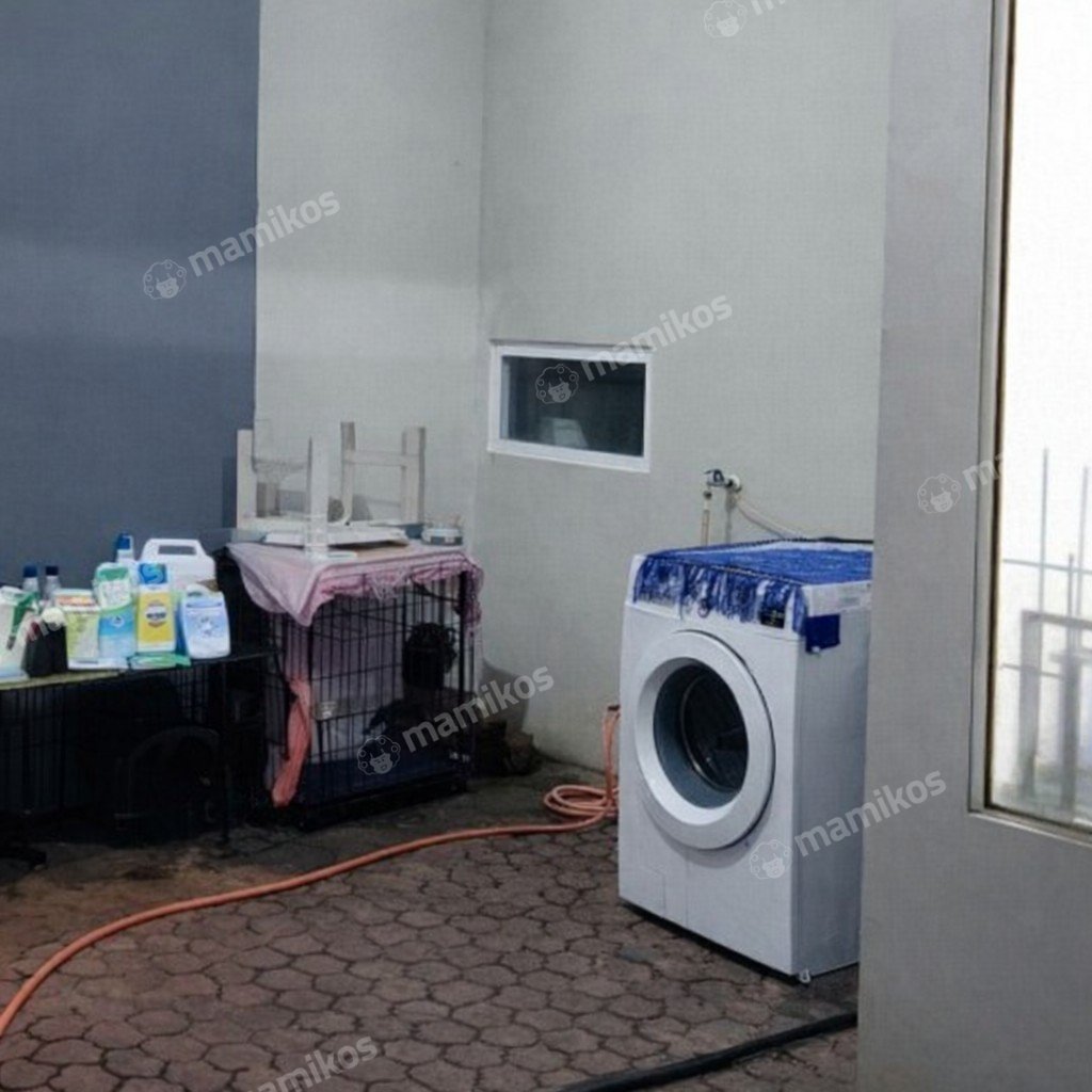 Rumah Sertifikat SHM 3 Kamar Tidur 2 Kamar Mandi Kota Wisata Jakarta Timur - Photo 3