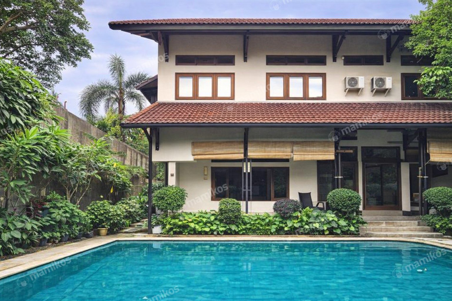 Rumah Sertifikat SHM 4 Kamar Tidur 4 Kamar Mandi Kemang Jakarta Selatan