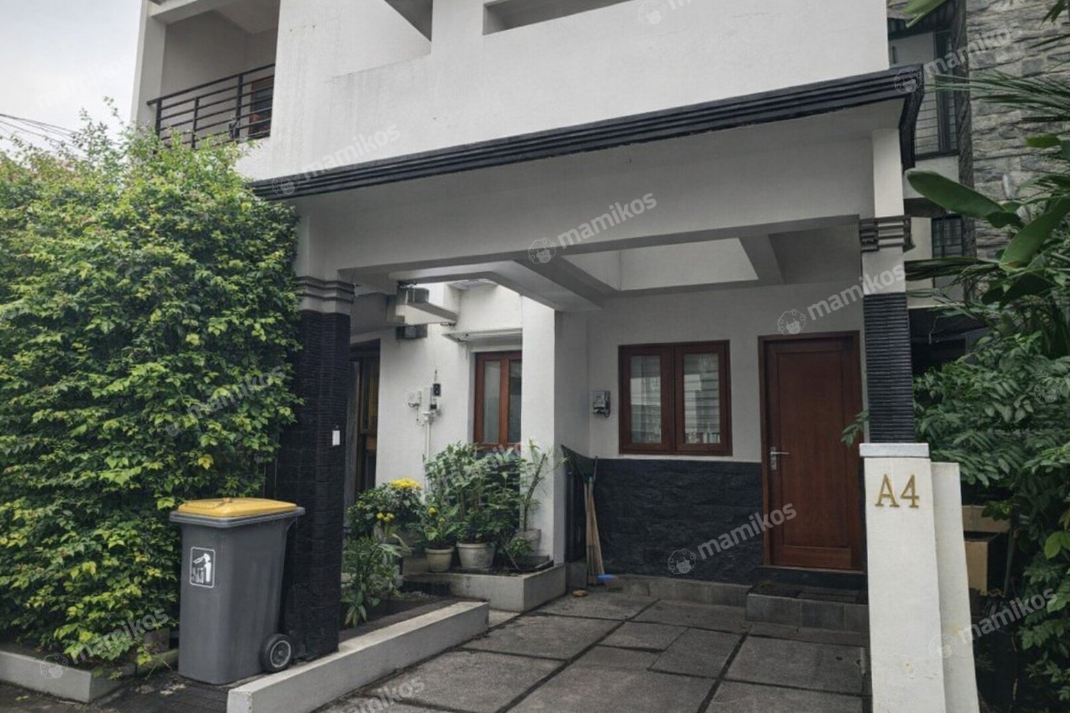 Rumah Sertifikat SHM 3 Kamar Tidur 3 Kamar Mandi Kramat Jati Jakarta Timur
