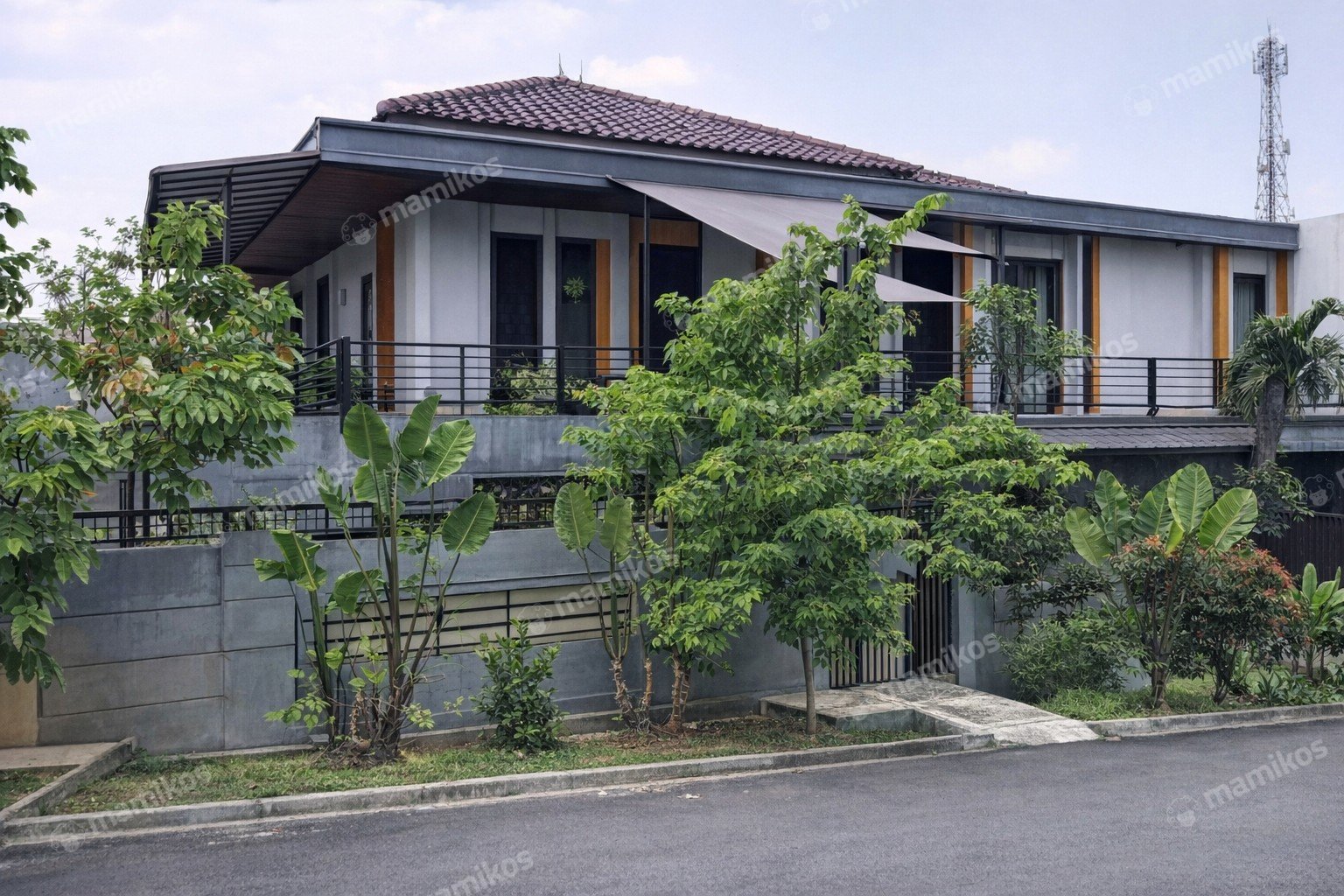 Rumah Sertifikat SHM 8 Kamar Tidur 8 Kamar Mandi Pondok Kelapa Jakarta Timur