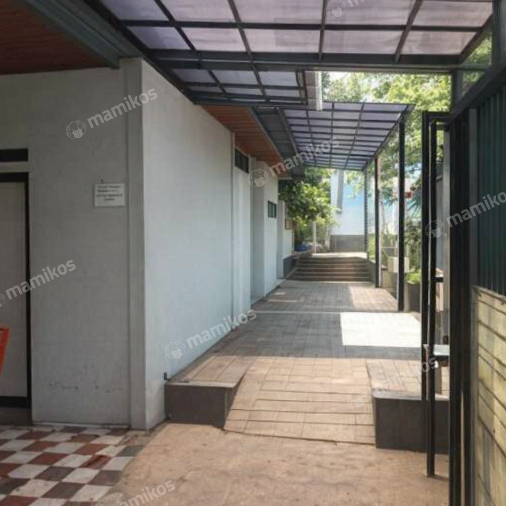 Rumah Sertifikat SHM 8 Kamar Tidur 8 Kamar Mandi Pondok Kelapa Jakarta Timur - Photo 5