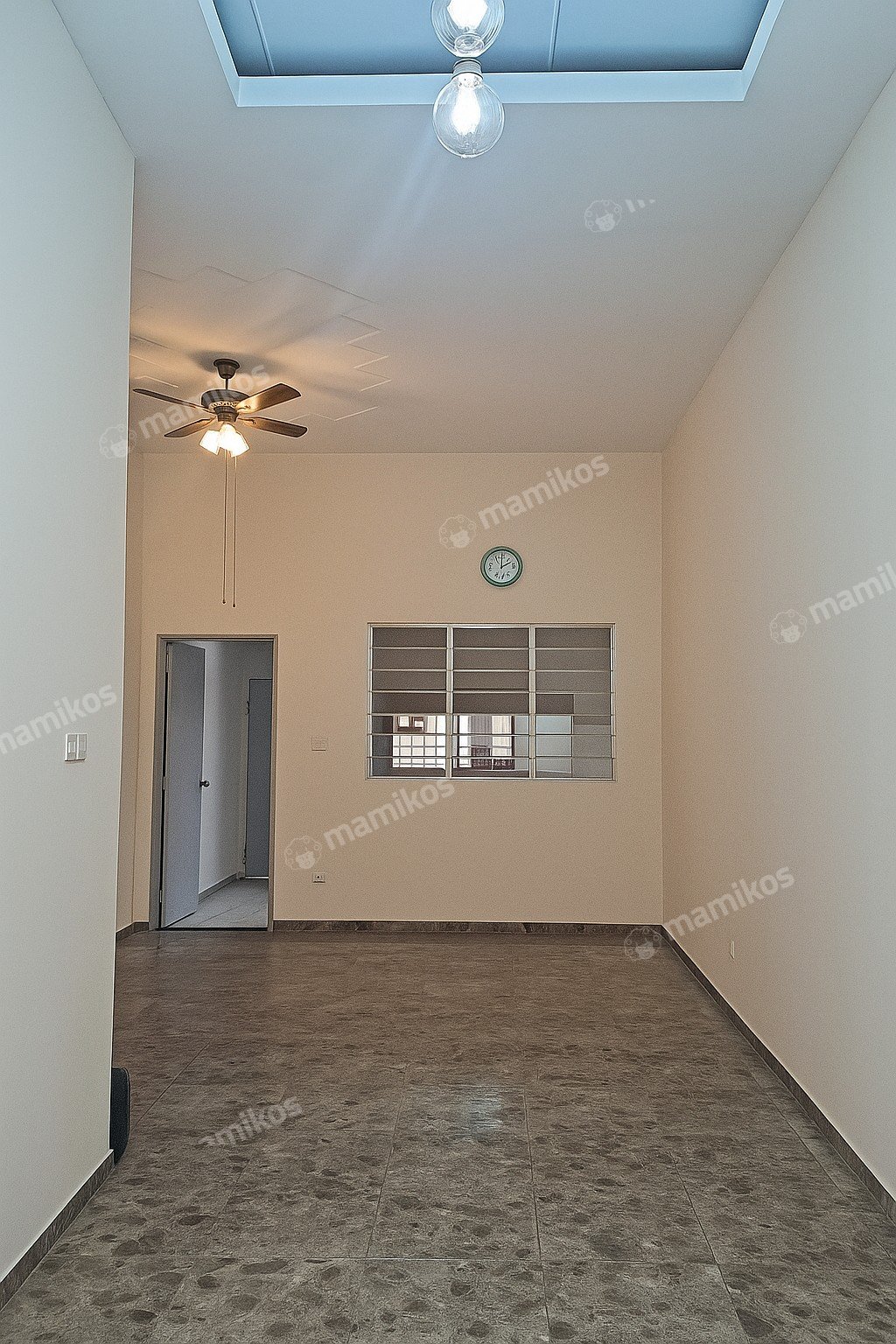 Rumah Sertifikat SHM 4 Kamar Tidur 3 Kamar Mandi Kalisari Jakarta Timur - Photo 2