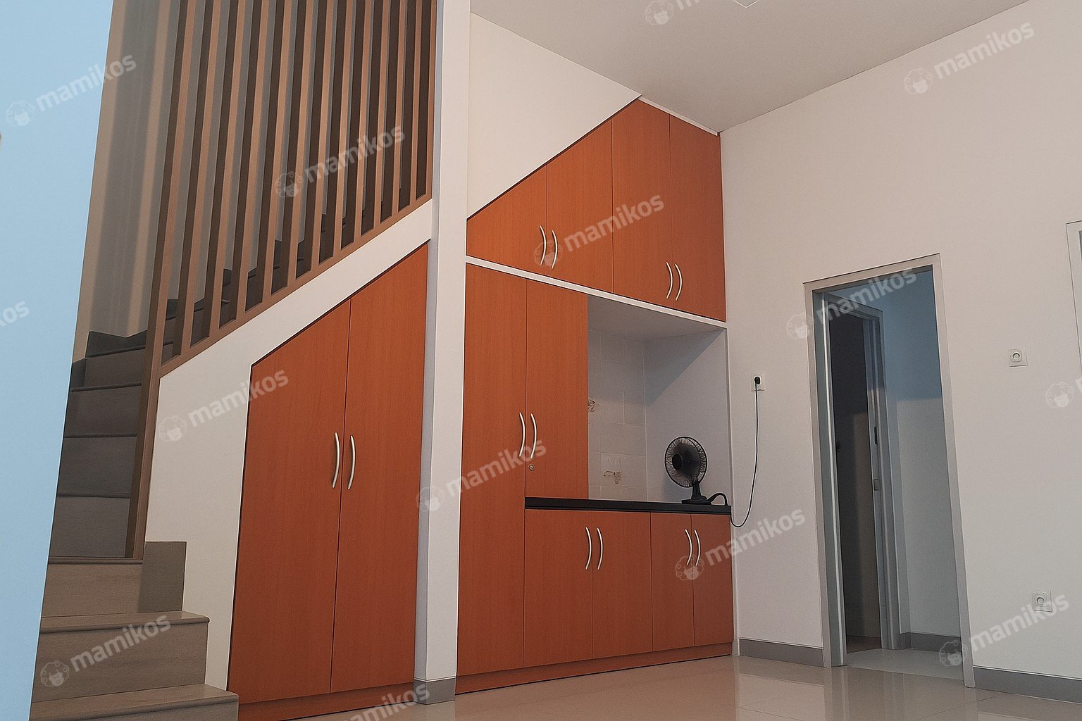 Rumah Sertifikat SHM 4 Kamar Tidur 3 Kamar Mandi Kalisari Jakarta Timur - Photo 5