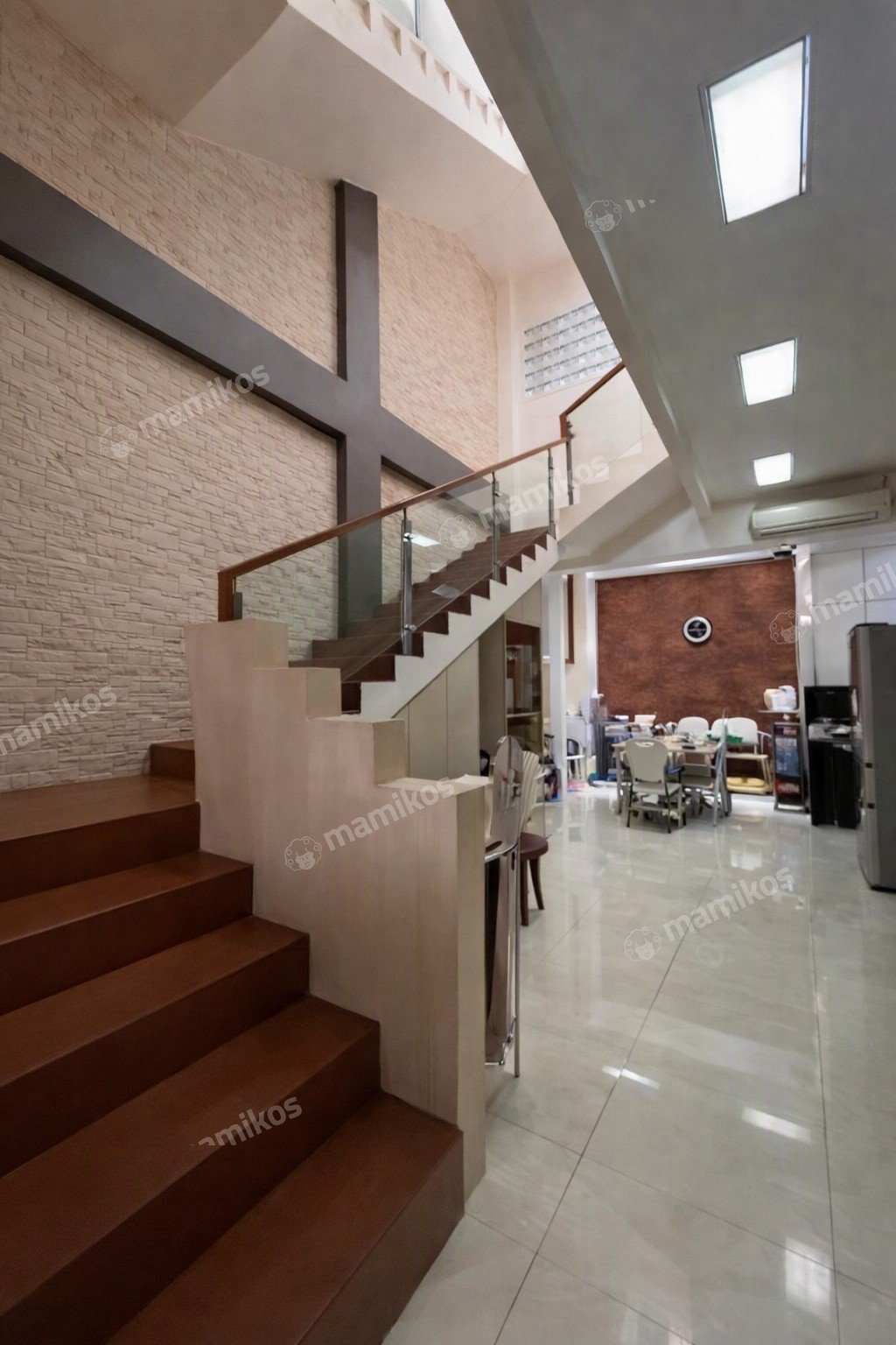 Rumah Sertifikat SHM 6 Kamar Tidur 6 Kamar Mandi Sunter Jakarta Utara - Photo 4