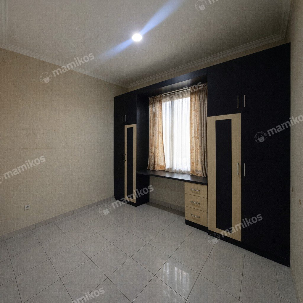 Rumah 4 Kamar Tidur 4 Kamar Mandi 2 Lantai Pantai Indah Kapuk Jakarta Utara - Photo 2