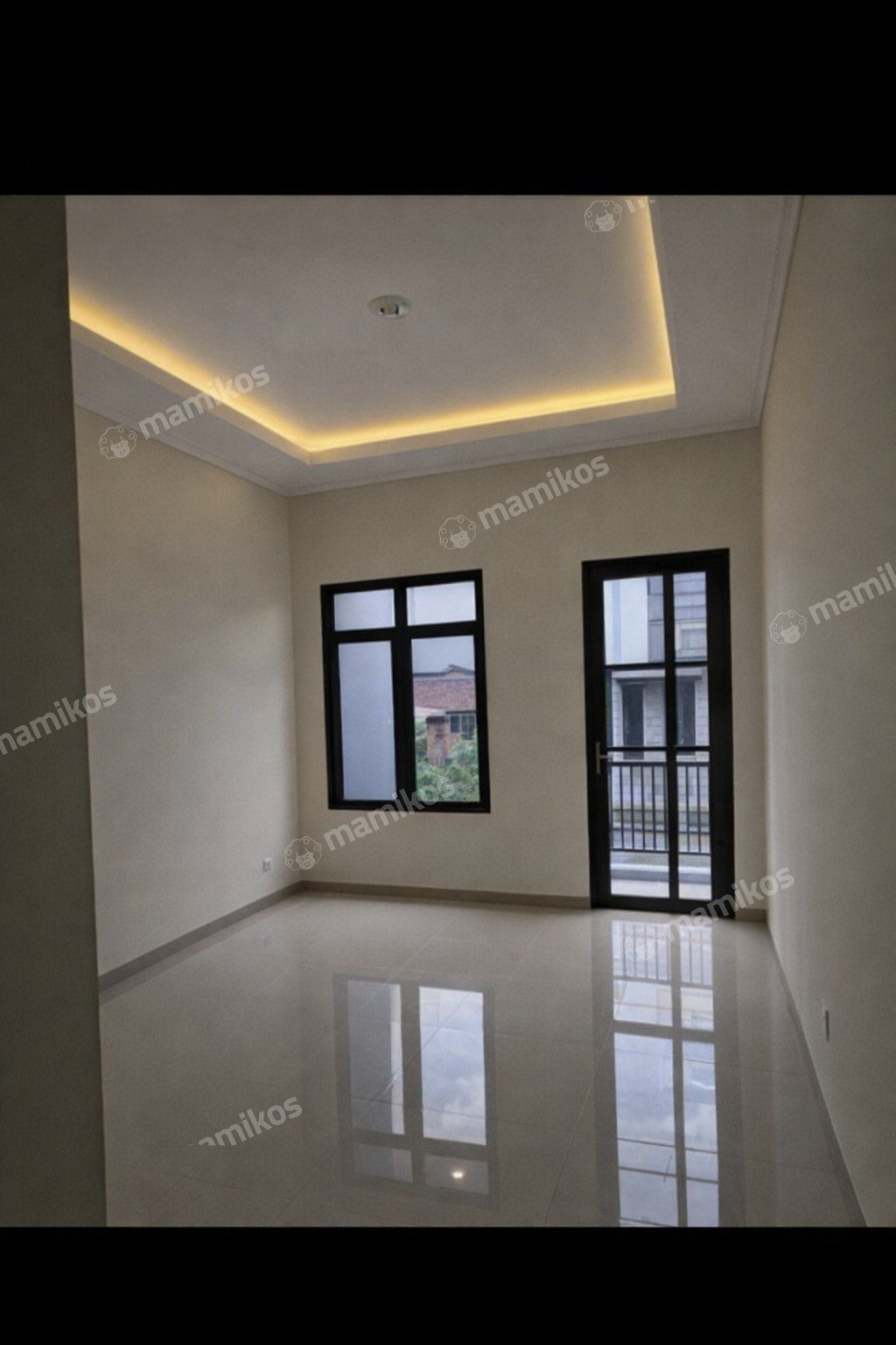 Rumah Sertifikat SHM 3 Kamar Tidur 3 Kamar Mandi Taman Ratu Jakarta Barat - Photo 4