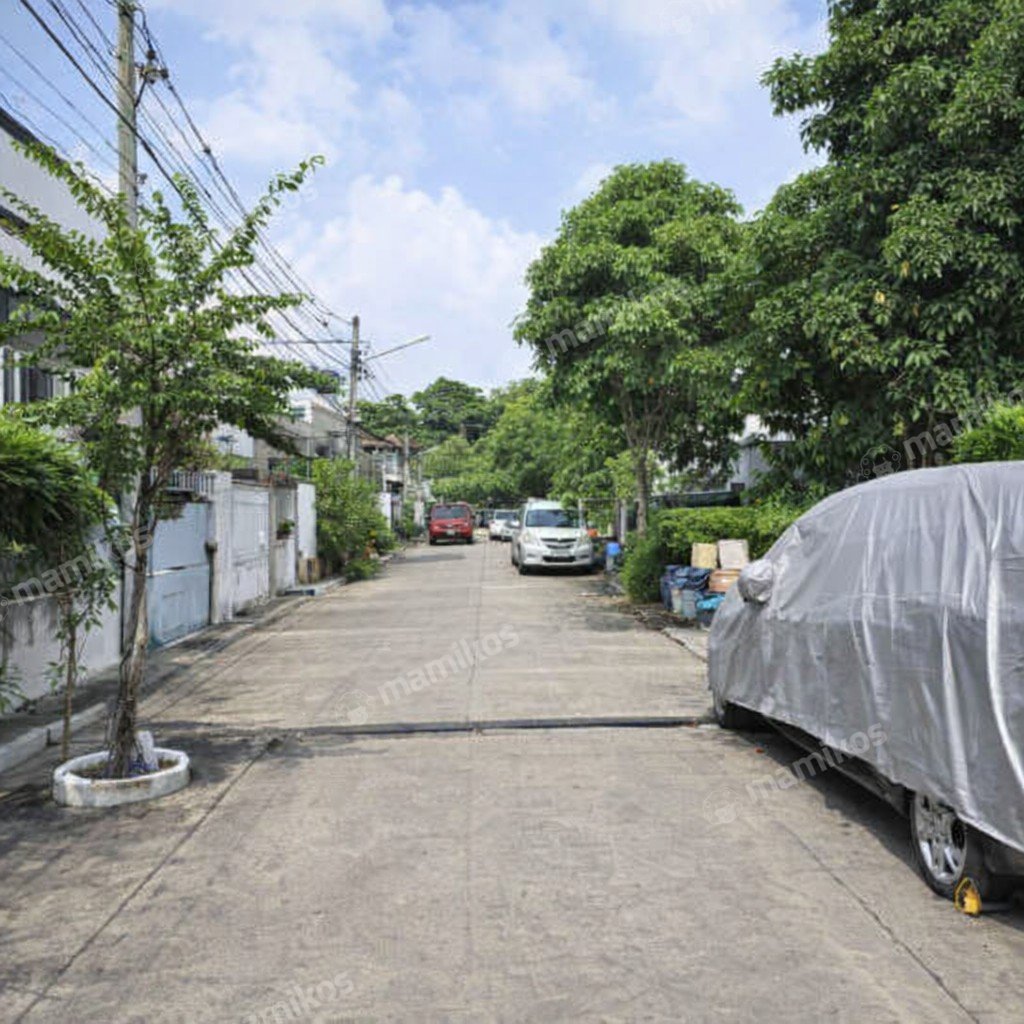 Rumah Sertifikat SHM 3 Kamar Tidur 3 Kamar Mandi Taman Ratu Jakarta Barat - Photo 3