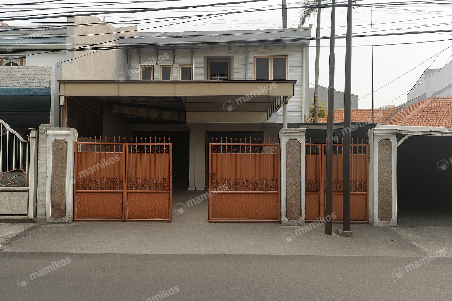 Rumah Sertifikat SHM 28 Kamar Tidur 5 Kamar Mandi Tanjung Duren Jakarta Barat