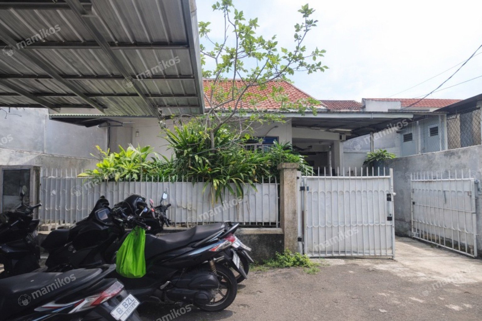 Rumah Sertifikat SHM 3 Kamar Tidur 2 Kamar Mandi Cengkareng Barat Jakarta Barat
