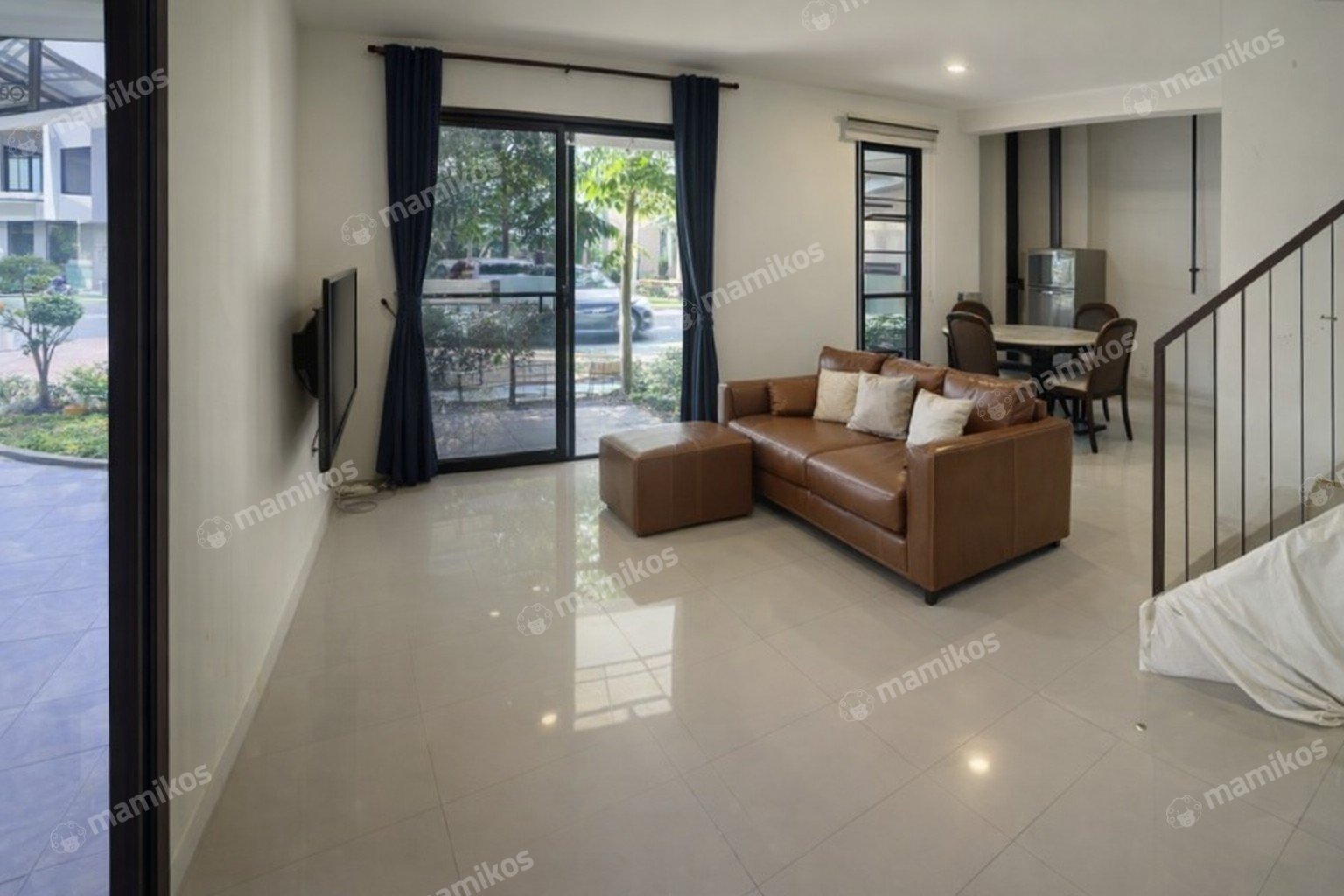 Rumah 3 Kamar Tidur 3 Kamar Mandi 2 Lantai Bintaro Jakarta Selatan