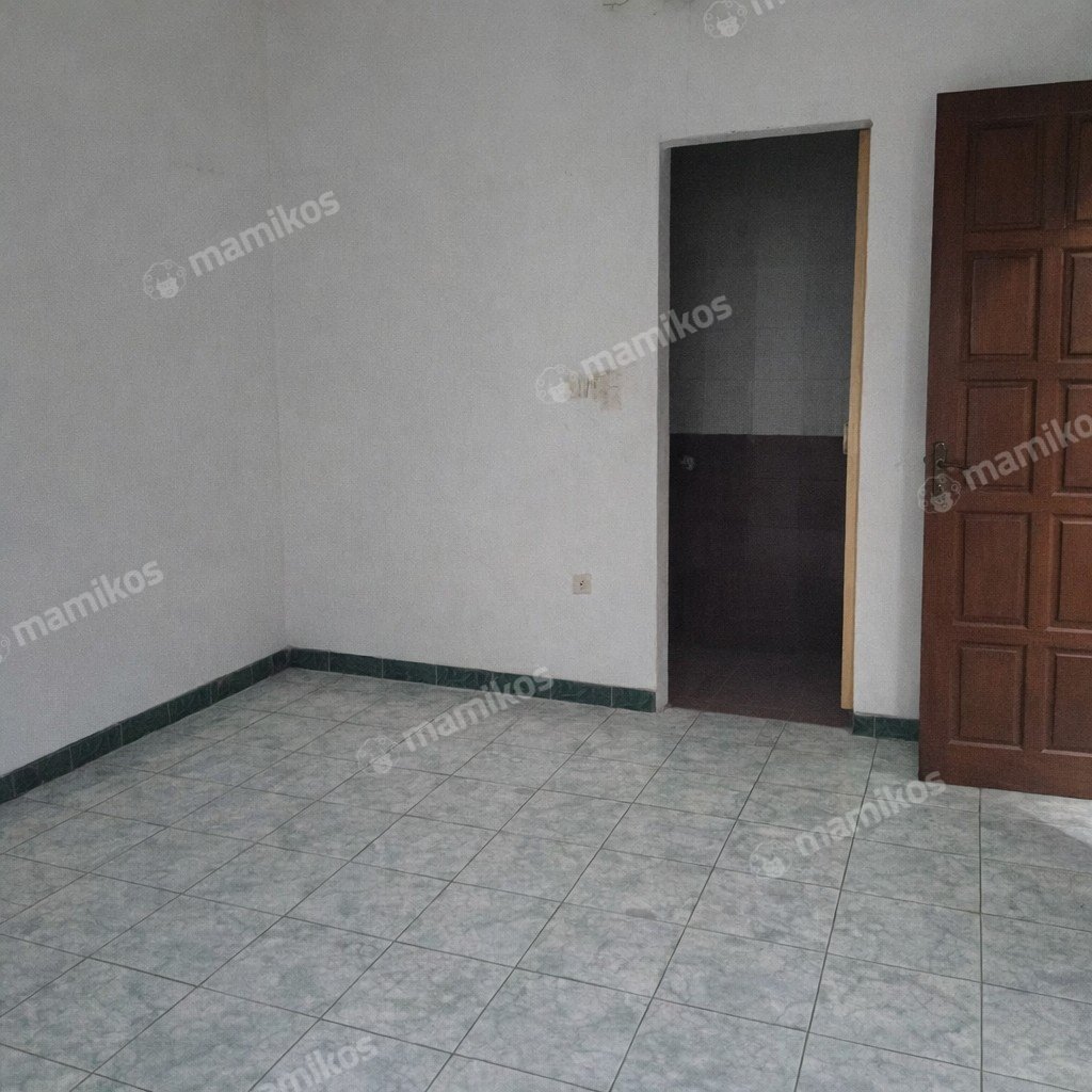 Rumah Sertifikat SHM 5 Kamar Tidur 2 Kamar Mandi Semanan Jakarta Barat - Photo 2