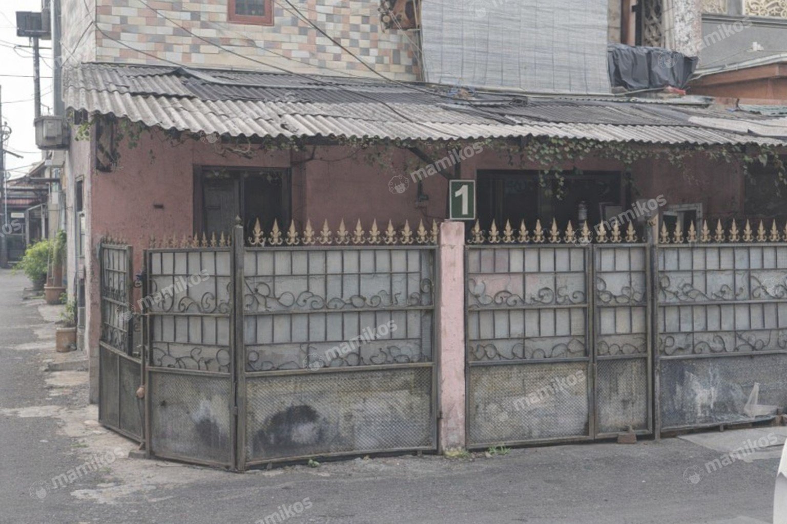 Rumah Sertifikat SHM 5 Kamar Tidur 2 Kamar Mandi Tebet Jakarta Selatan