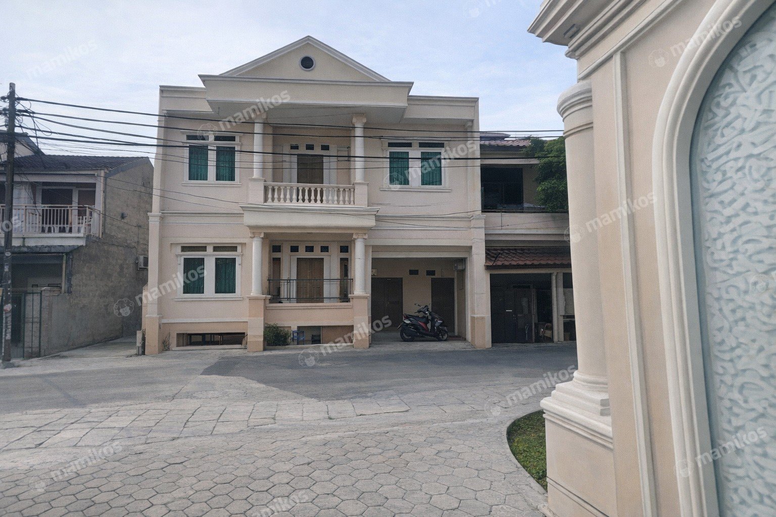 Rumah Sertifikat SHM 6 Kamar Tidur 3 Kamar Mandi Halim Perdana Kusuma Jakarta Timur - Photo 2