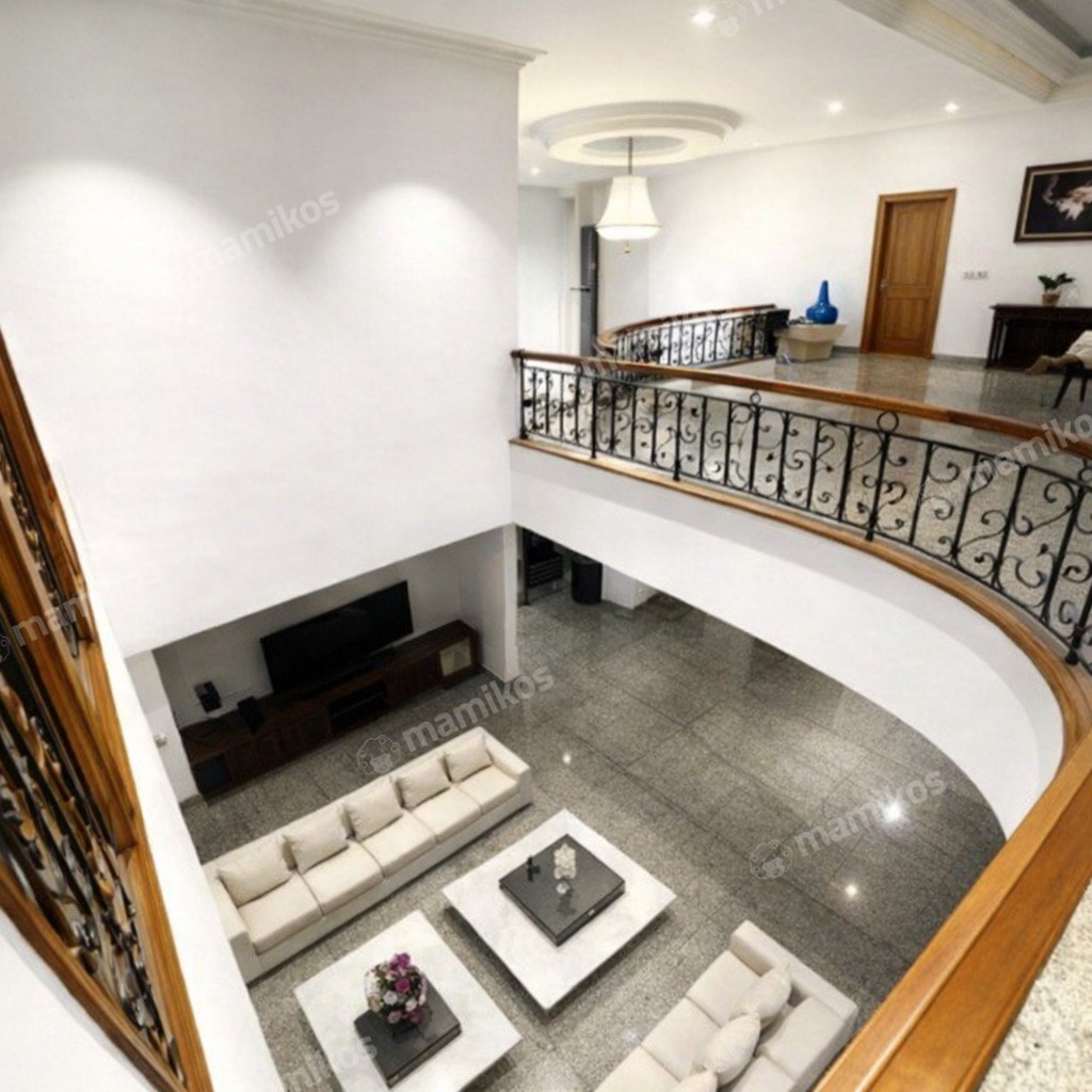 Rumah Sertifikat SHM 5 Kamar Tidur 5 Kamar Mandi Permata Buana Jakarta Barat - Photo 2