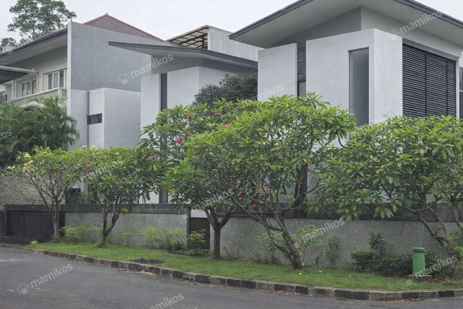 Rumah 3KT 4KM Permata Buana Jakarta Barat