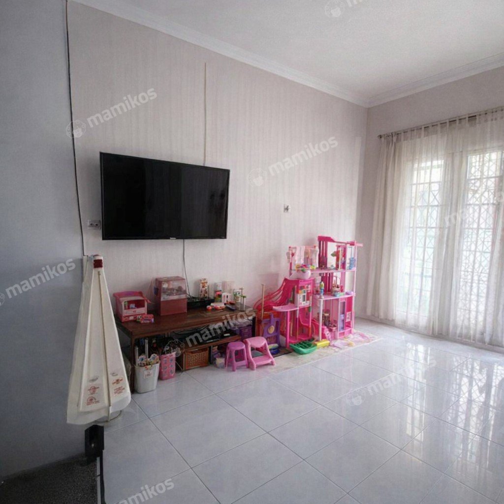 Rumah Sertifikat SHM 4 Kamar Tidur 4 Kamar Mandi Kelapa Gading Jakarta Utara - Photo 4