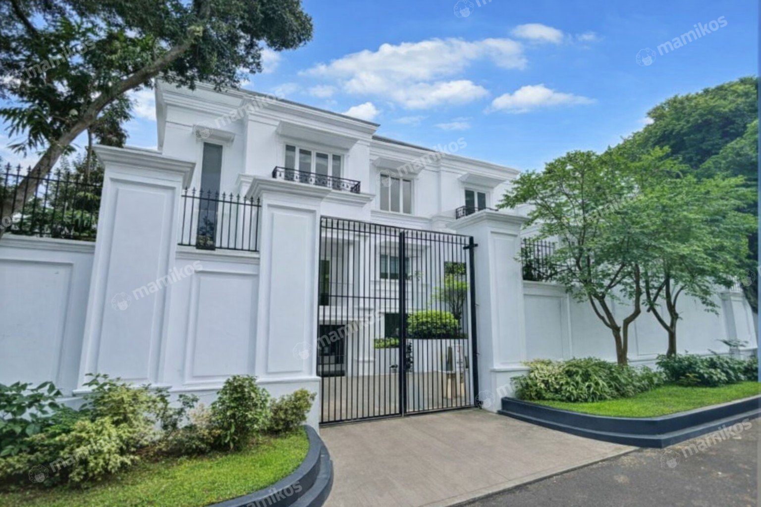 Rumah Sertifikat SHM 5 Kamar Tidur 6 Kamar Mandi Pondok Indah Jakarta Selatan