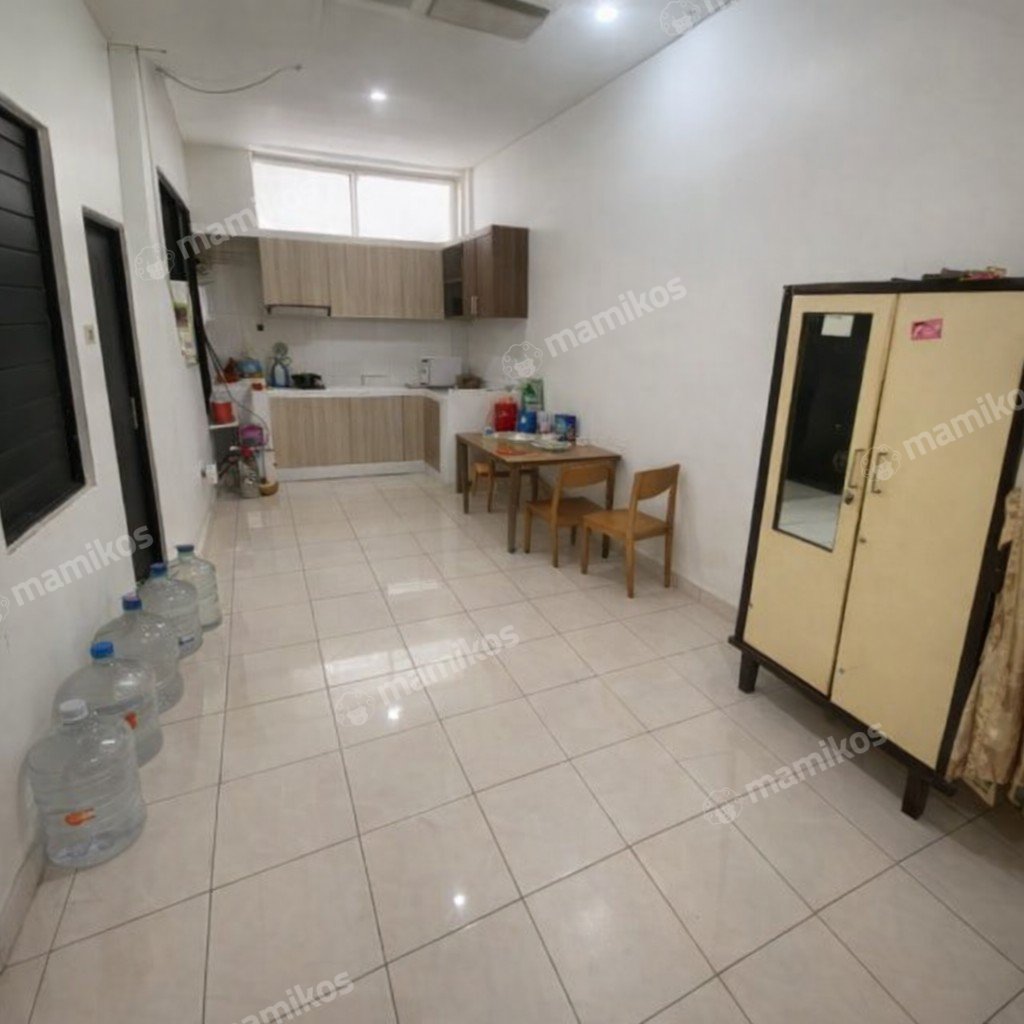 Rumah Sertifikat SHM 5 Kamar Tidur 3 Kamar Mandi Taman Ratu Jakarta Barat - Photo 3
