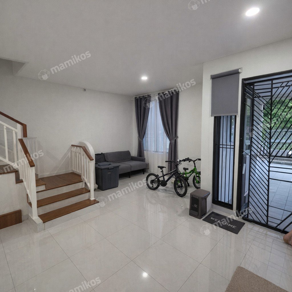 Rumah Sertifikat SHM 4 Kamar Tidur 3 Kamar Mandi Jakarta Garden City Jakarta Timur - Photo 2