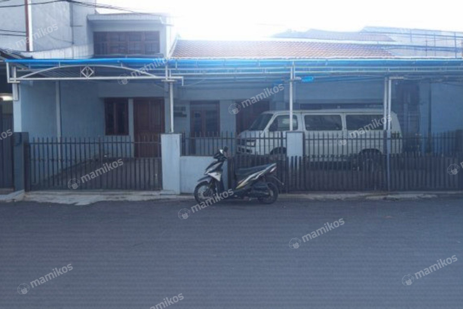 Rumah Sertifikat SHM 4 Kamar Tidur 2 Kamar Mandi Radio Dalam Jakarta Selatan - Photo 3