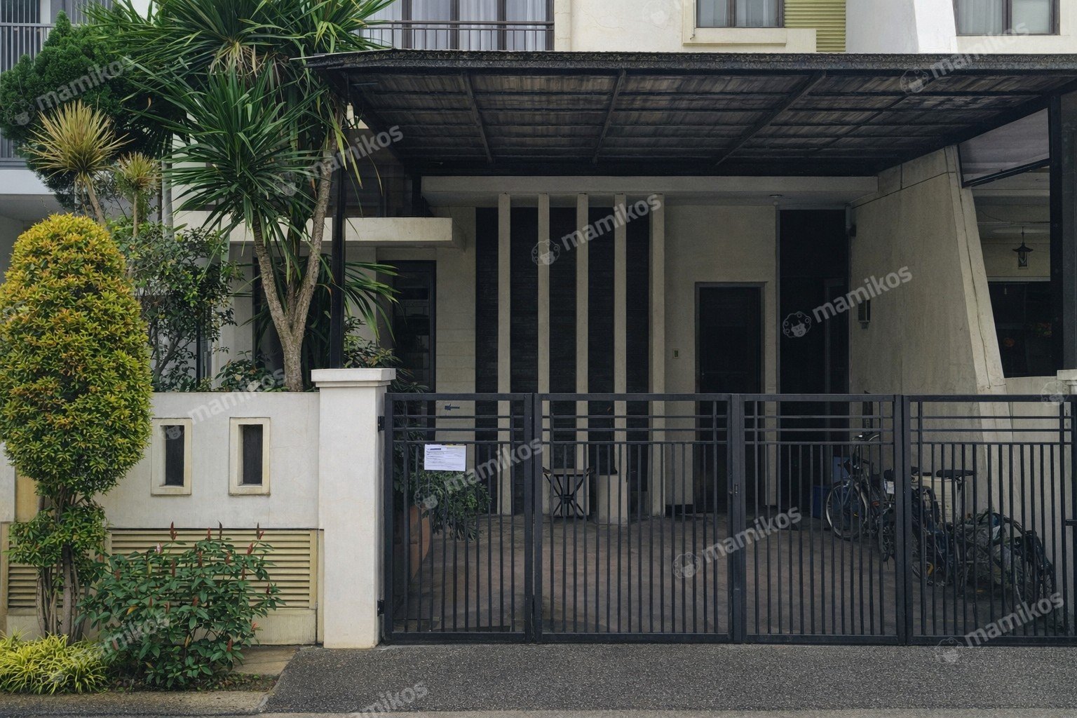Rumah Sertifikat SHM 3 Kamar Tidur 3 Kamar Mandi Permata Buana Jakarta Barat
