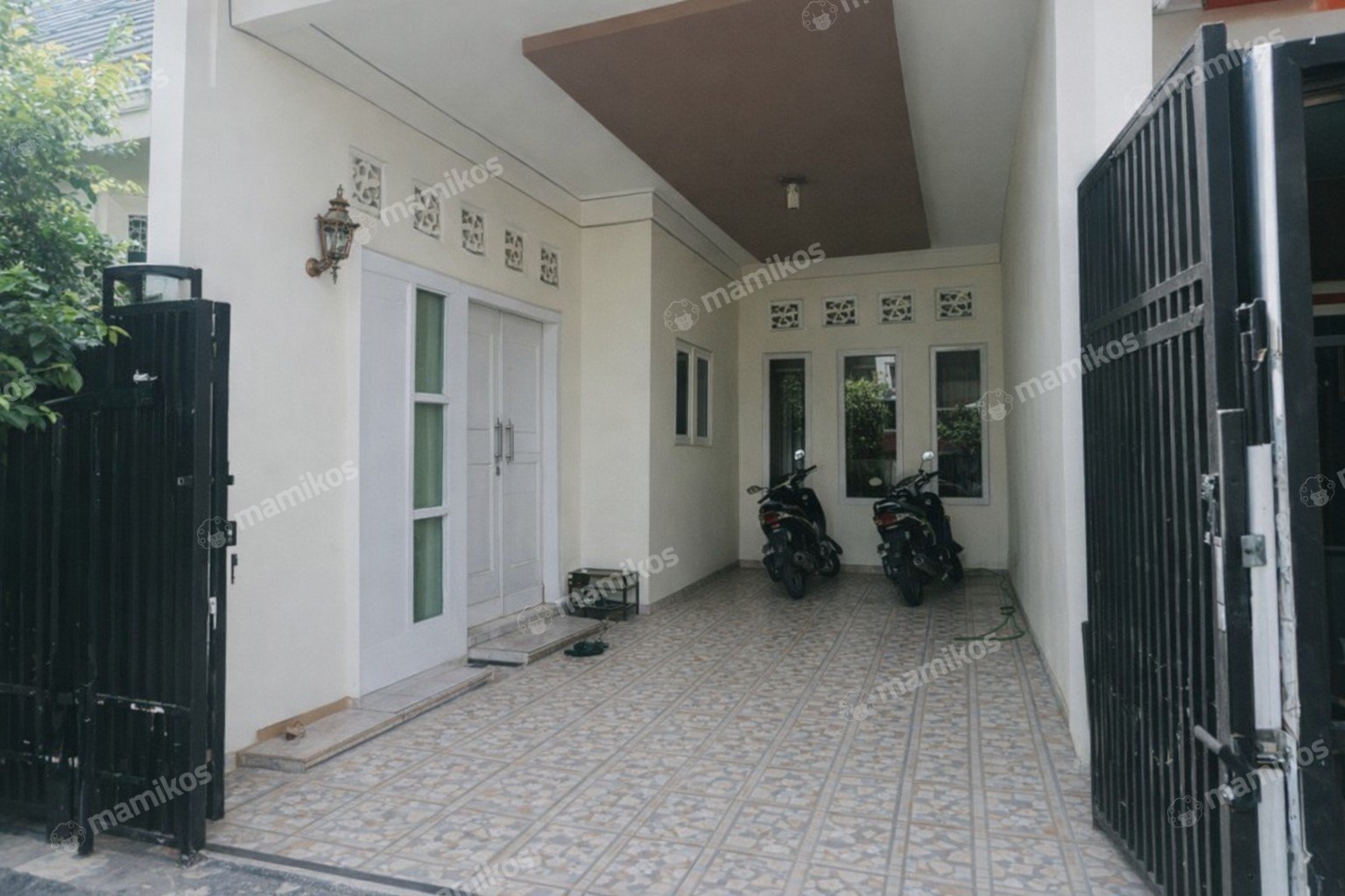 Rumah 4 Kamar Tidur 2 Kamar Mandi 2 Lantai Cakung Jakarta Timur - Photo 4