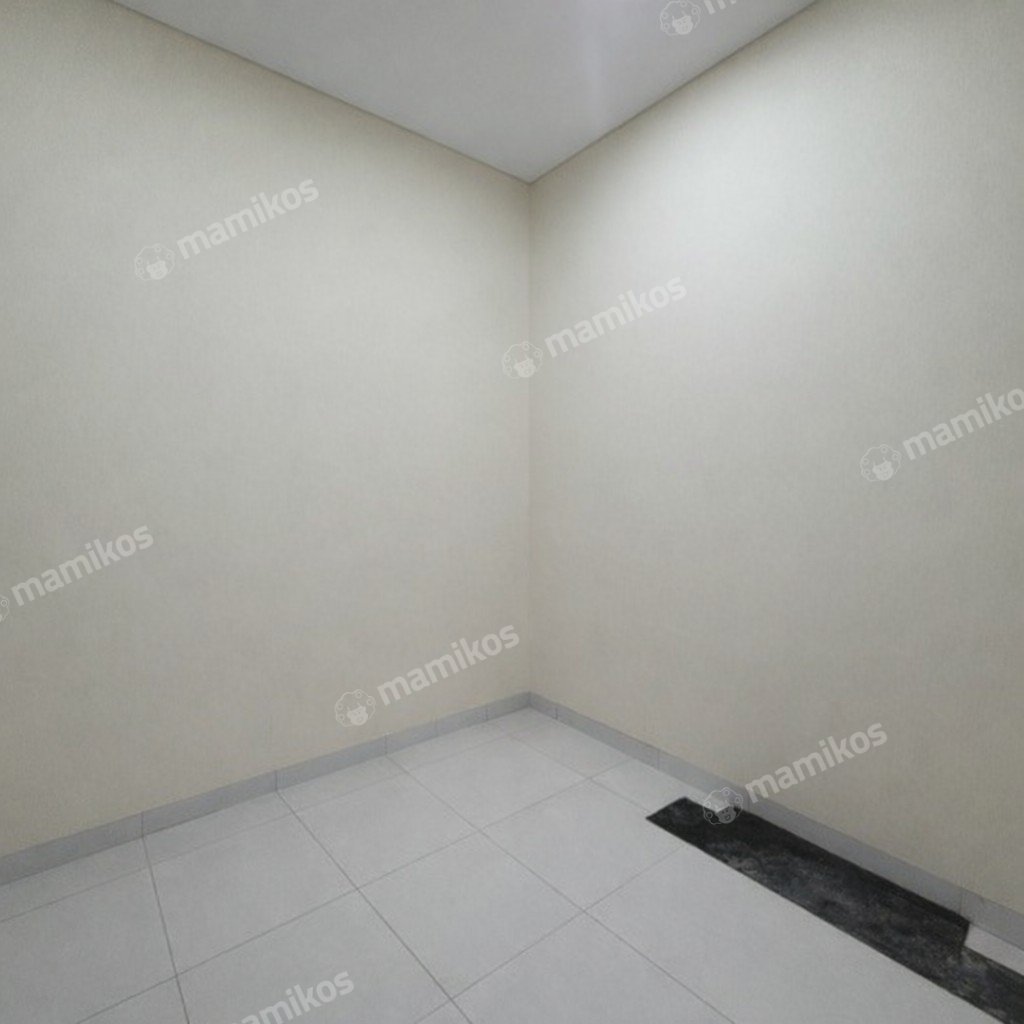Rumah Sertifikat SHM 4 Kamar Tidur 4 Kamar Mandi Tanjung Duren Jakarta Barat - Photo 3