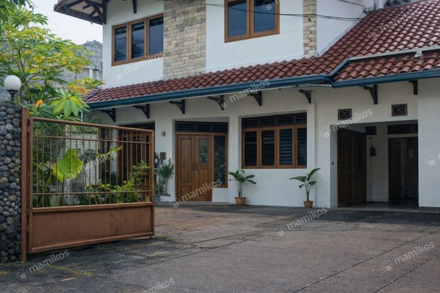 Rumah Sertifikat SHM 5 Kamar Tidur 3 Kamar Mandi Jati Padang Jakarta Selatan