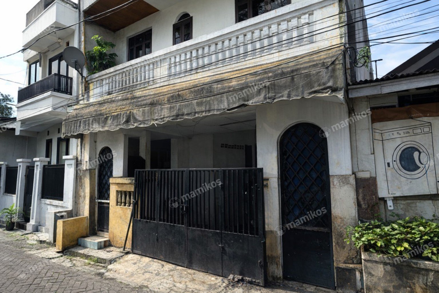 Rumah Sertifikat SHM 6 Kamar Tidur 5 Kamar Mandi Cilandak Jakarta Selatan