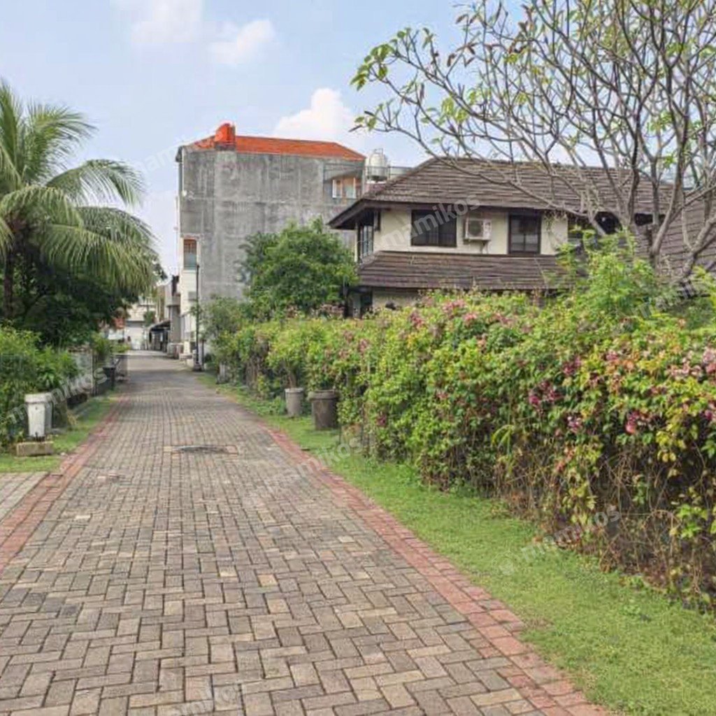 Rumah Sertifikat SHM 4 Kamar Tidur 5 Kamar Mandi Ragunan Jakarta Selatan - Photo 5
