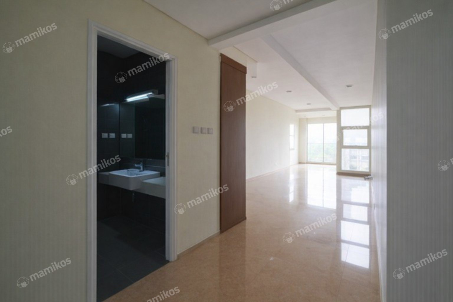 Rumah Sertifikat SHM 4 Kamar Tidur 4 Kamar Mandi Pondok Indah Jakarta Selatan - Photo 4