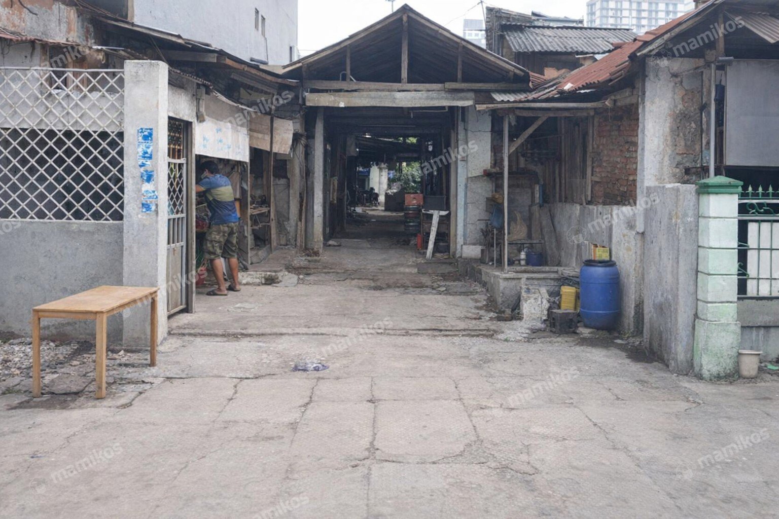 Rumah 5 Kamar Tidur 3 Kamar Mandi 1 Lantai Jembatan Besi Jakarta Barat - Photo 4