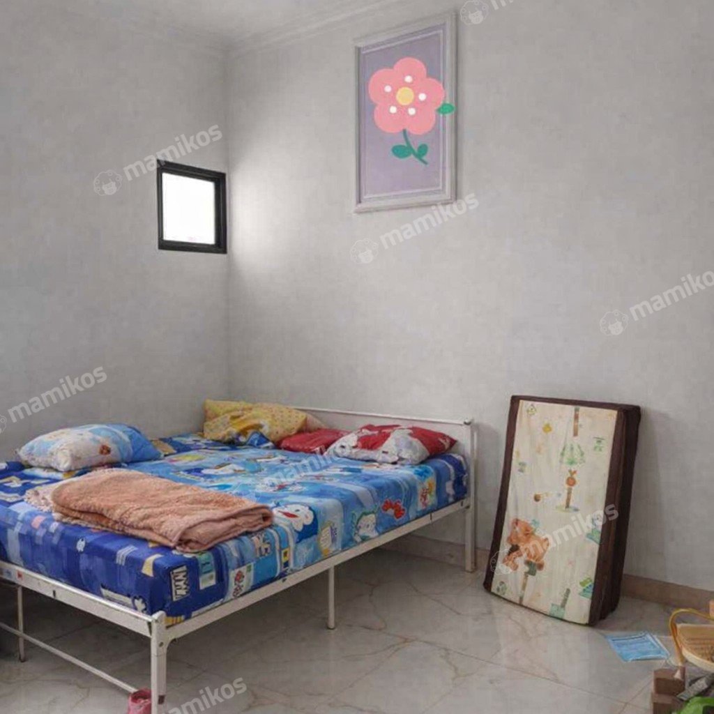 Rumah Sertifikat SHM 5 Kamar Tidur 5 Kamar Mandi Semanan Jakarta Barat - Photo 2
