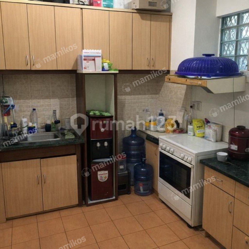 Rumah Sertifikat SHM 4 Kamar Tidur 3 Kamar Mandi Kebon Jeruk Jakarta Barat - Photo 5