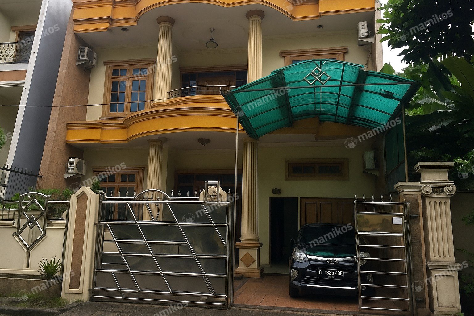 Rumah Sertifikat SHM 4 Kamar Tidur 3 Kamar Mandi Taman Palem Jakarta Barat