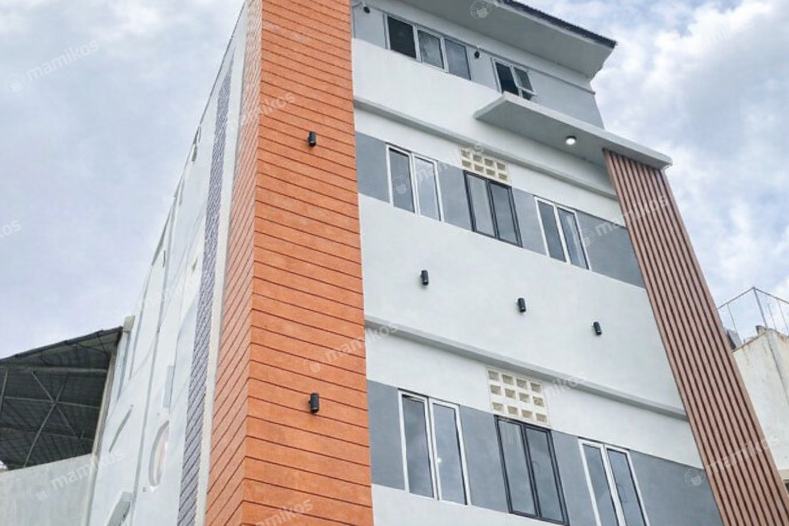 Rumah Baru Sertifikat SHM 21 Kamar Tidur Tomang Jakarta Barat