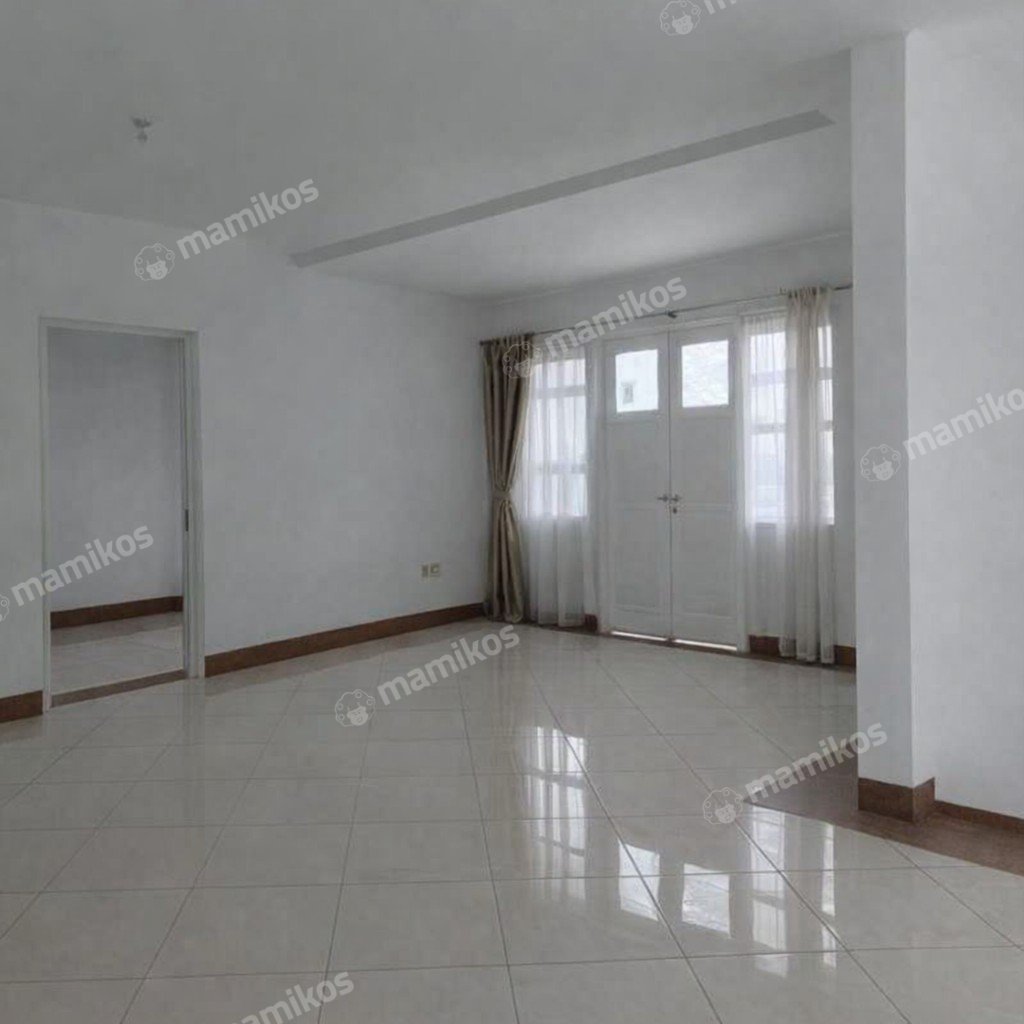 Rumah Sertifikat SHM 3 Kamar Tidur 3 Kamar Mandi Lebak Bulus Jakarta Selatan - Photo 2