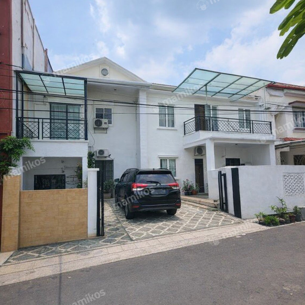 Rumah Sertifikat SHM 3 Kamar Tidur 3 Kamar Mandi Gandaria Jakarta Selatan - Photo 2