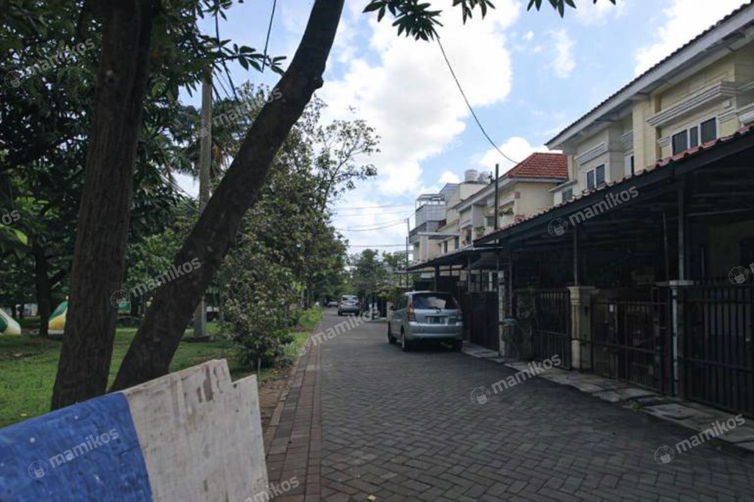 Rumah Sertifikat SHM 1 Lantai Pegadungan Jakarta Barat