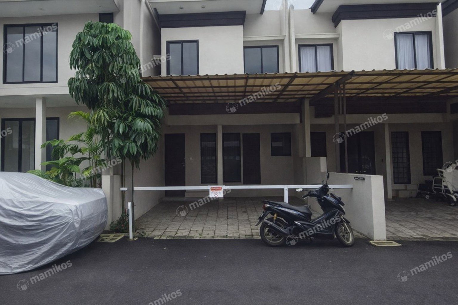 Rumah Sertifikat SHM 4 Kamar Tidur 4 Kamar Mandi Cipayung Jakarta Timur