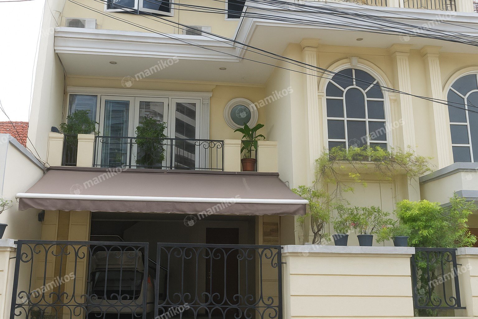 Rumah Sertifikat SHM 3 Kamar Tidur 3 Kamar Mandi Setiabudi Jakarta Selatan