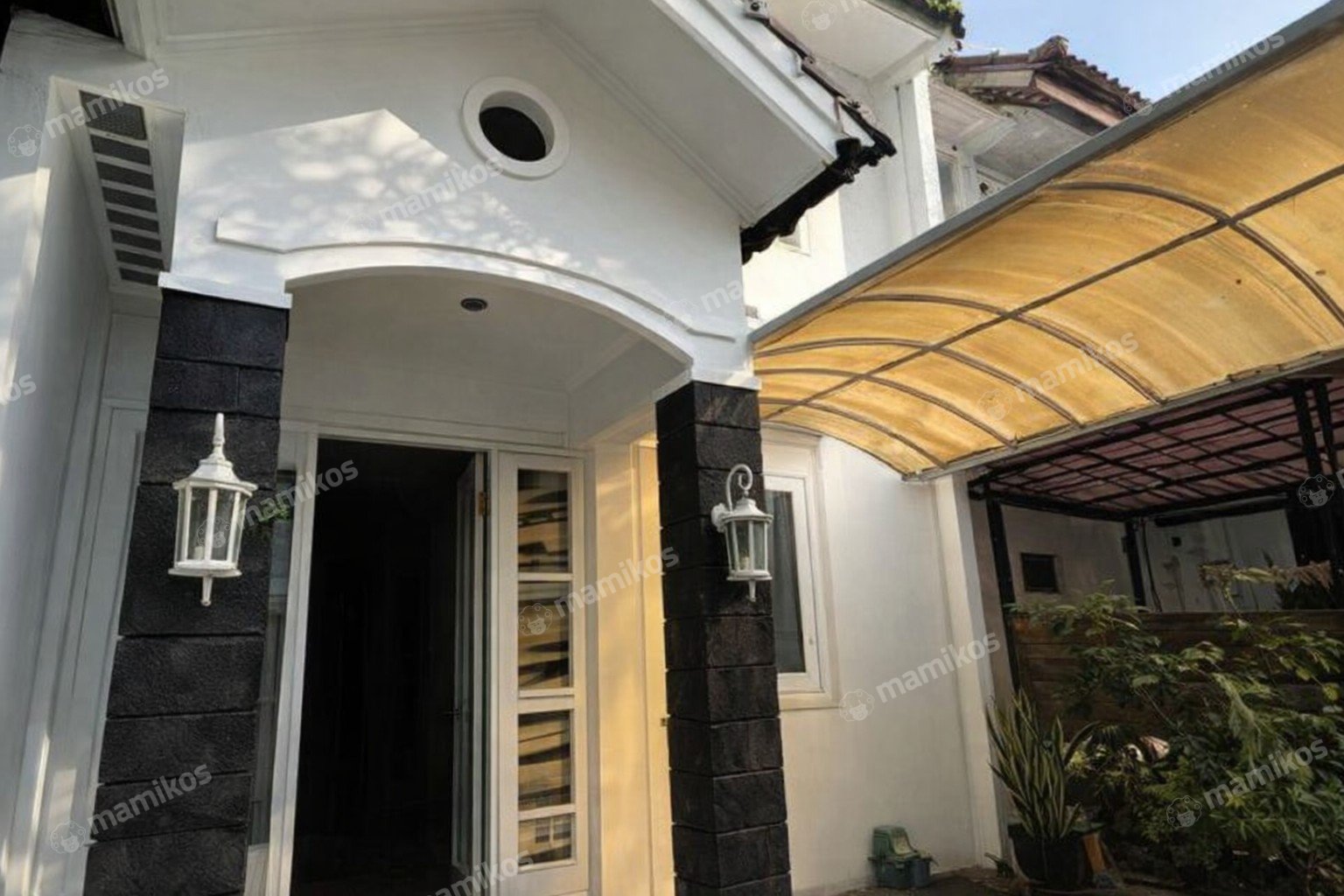 Rumah Sertifikat SHM 3 Kamar Tidur 2 Kamar Mandi Lebak Bulus Jakarta Selatan
