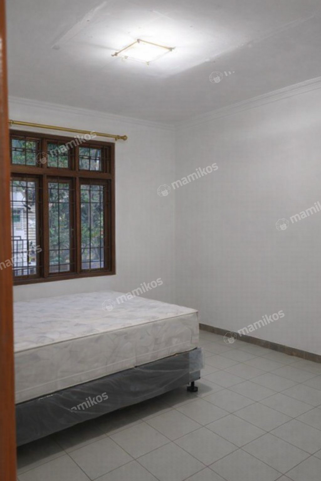Rumah Sertifikat SHM 3 Kamar Tidur 2 Kamar Mandi Raffles Hills Jakarta Timur - Photo 4