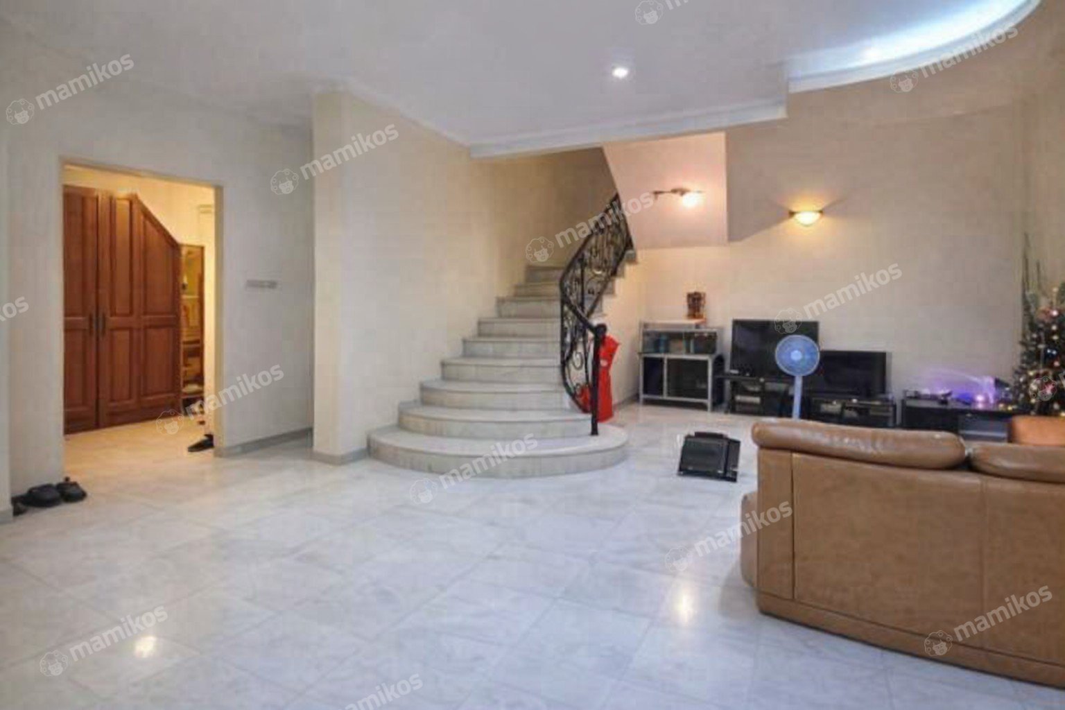 Rumah 5KT 3KM Puri Indah Jakarta Barat - Photo 2