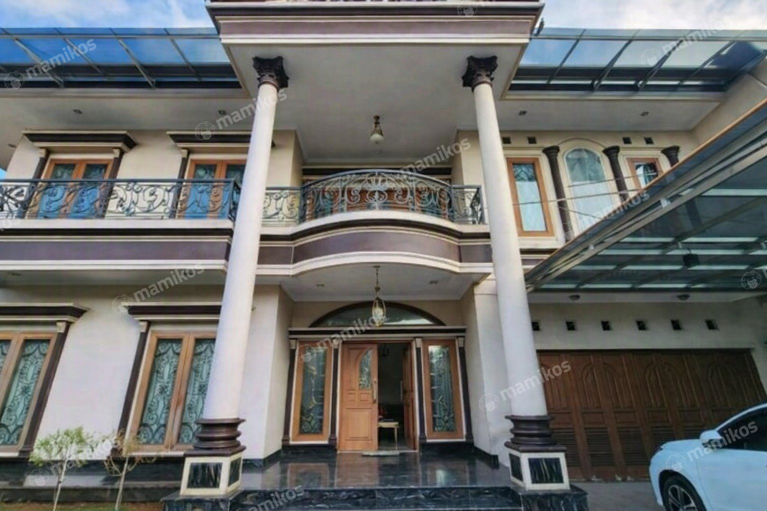 Rumah Sertifikat SHM 5 Kamar Tidur 4 Kamar Mandi Sunter Jakarta Utara