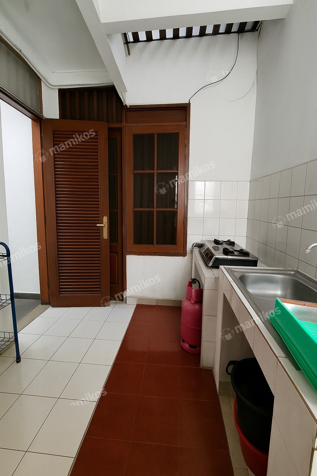Rumah Sertifikat SHM 5 Kamar Tidur 3 Kamar Mandi Pulomas Jakarta Timur - Photo 2