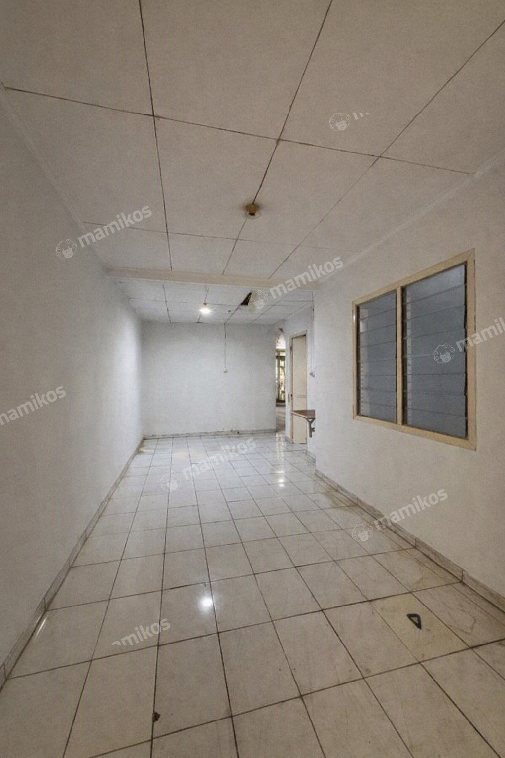 Rumah Sertifikat SHM 3 Kamar Tidur 3 Kamar Mandi Sunter Jakarta Utara - Photo 2
