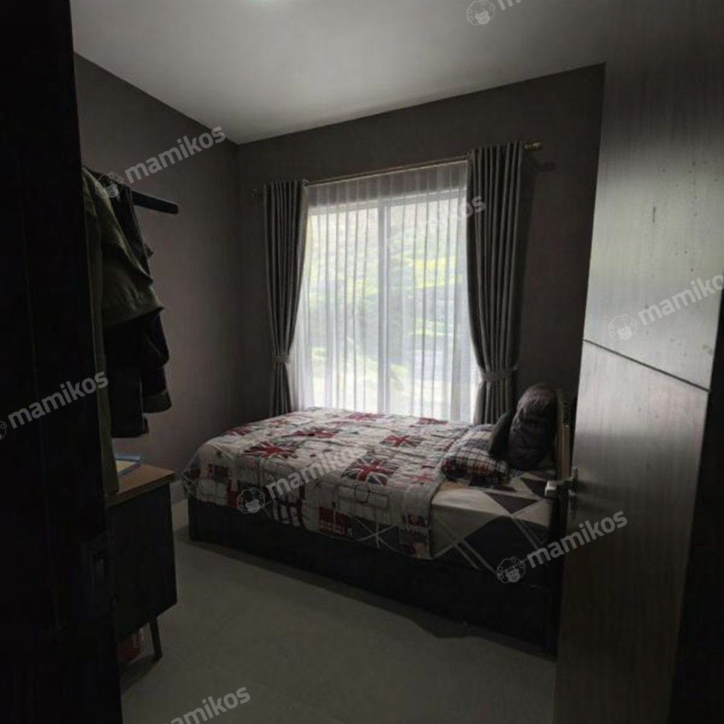 Rumah Sertifikat SHM 4 Kamar Tidur 3 Kamar Mandi Jakarta Garden City Jakarta Timur - Photo 3